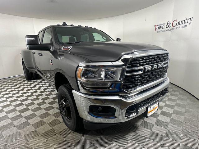 new 2024 Ram 3500 car, priced at $61,905