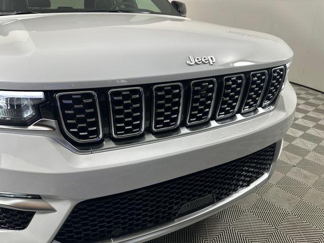 new 2025 Jeep Grand Cherokee car, priced at $56,855