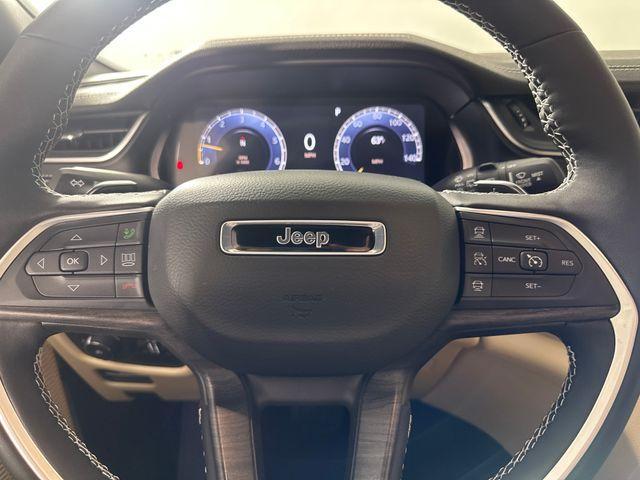 new 2025 Jeep Grand Cherokee car, priced at $41,700