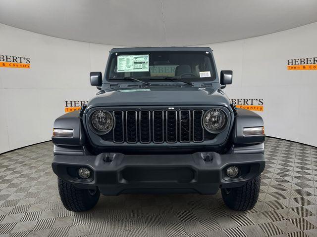 new 2025 Jeep Wrangler car, priced at $46,040