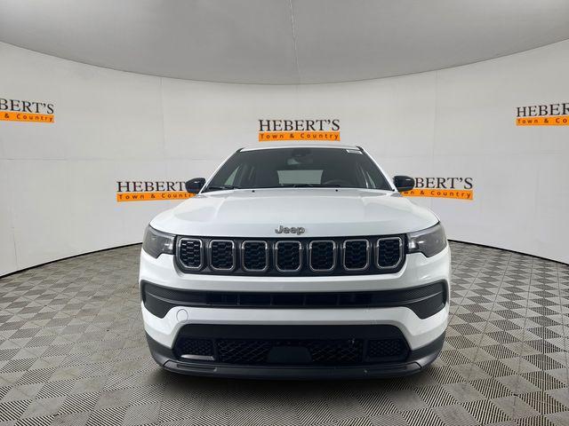 new 2025 Jeep Compass car, priced at $26,995