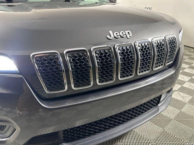 used 2020 Jeep Cherokee car, priced at $17,131