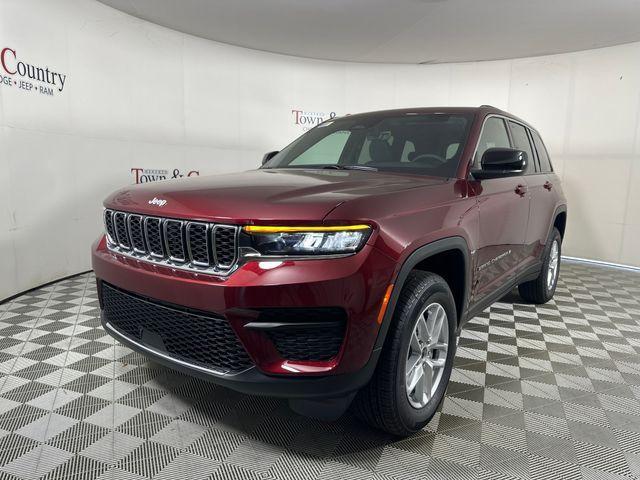 new 2025 Jeep Grand Cherokee car, priced at $39,175