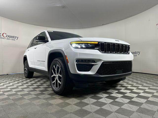 new 2025 Jeep Grand Cherokee car, priced at $41,700