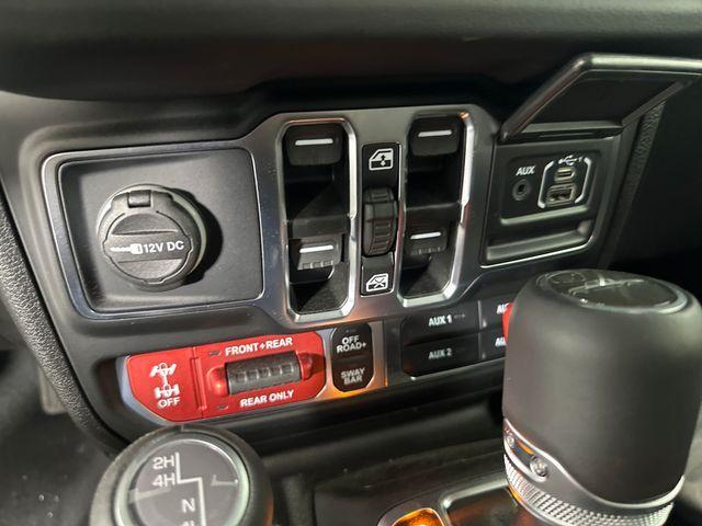 new 2025 Jeep Gladiator car, priced at $53,540