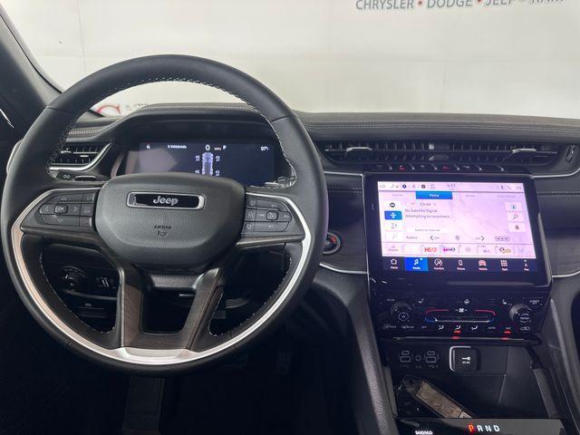 new 2025 Jeep Grand Cherokee car, priced at $47,140