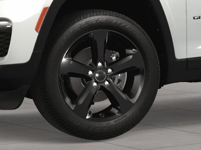 new 2025 Jeep Grand Cherokee car, priced at $49,390
