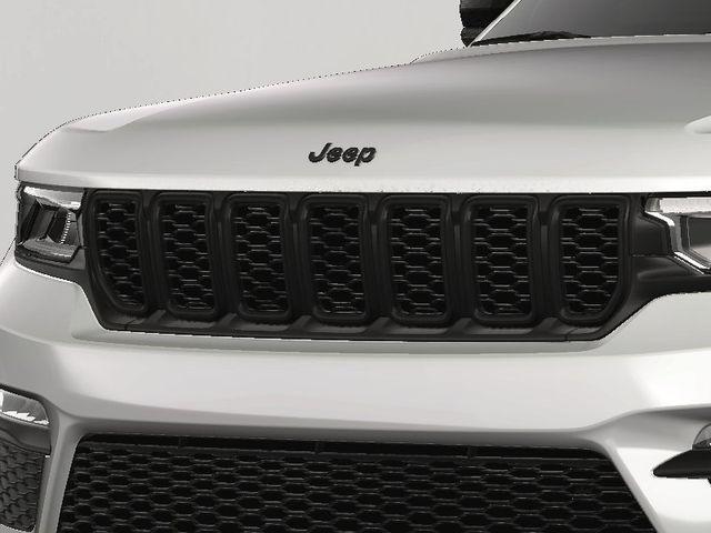 new 2025 Jeep Grand Cherokee car, priced at $49,390
