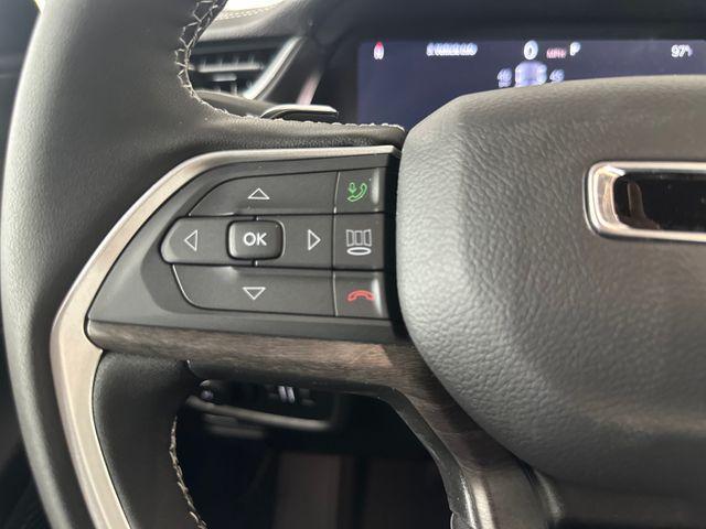 new 2025 Jeep Grand Cherokee car, priced at $47,140