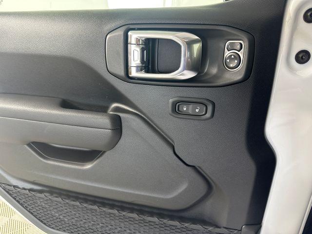 new 2025 Jeep Wrangler car, priced at $47,495