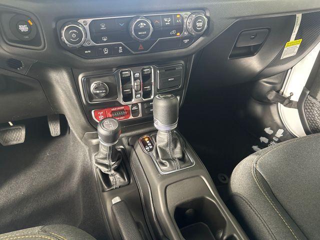 new 2025 Jeep Wrangler car, priced at $47,495