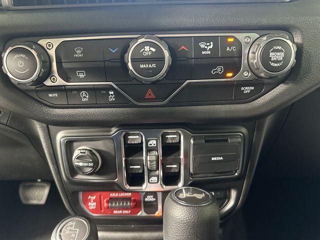 new 2025 Jeep Wrangler car, priced at $47,495