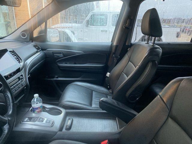 used 2022 Honda Pilot car, priced at $32,500