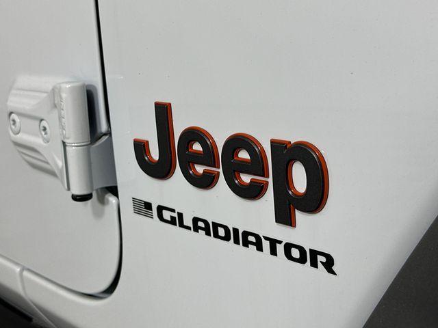 new 2024 Jeep Gladiator car, priced at $56,589