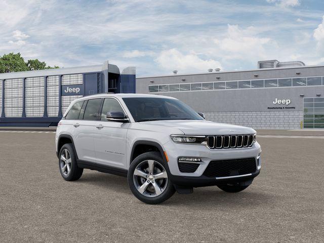 new 2025 Jeep Grand Cherokee car, priced at $43,300