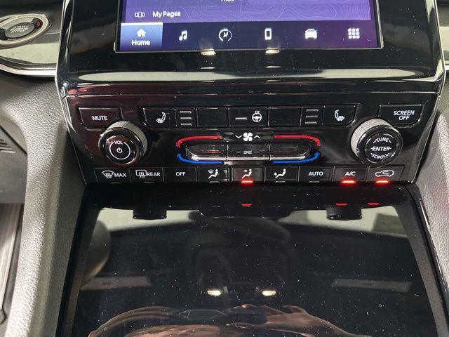 used 2022 Jeep Grand Cherokee car, priced at $32,500