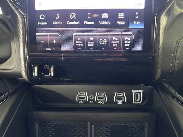new 2025 Ram 3500 car, priced at $90,325
