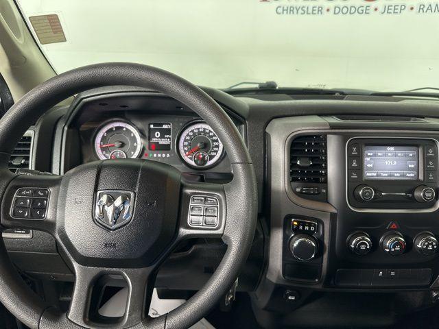 used 2021 Ram 1500 Classic car, priced at $25,000