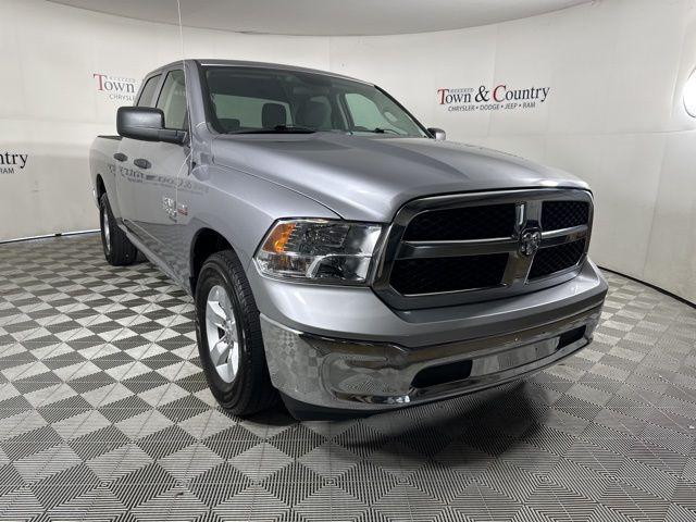 used 2021 Ram 1500 Classic car, priced at $25,000