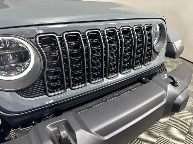 new 2024 Jeep Gladiator car, priced at $52,825
