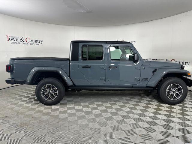 new 2024 Jeep Gladiator car, priced at $57,325