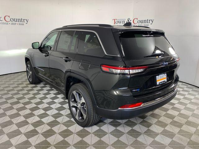 new 2024 Jeep Grand Cherokee car, priced at $60,305