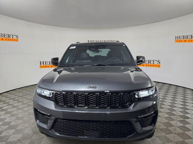 new 2025 Jeep Grand Cherokee car, priced at $46,606