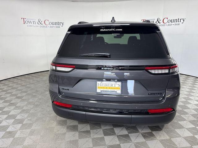 new 2025 Jeep Grand Cherokee car, priced at $46,606