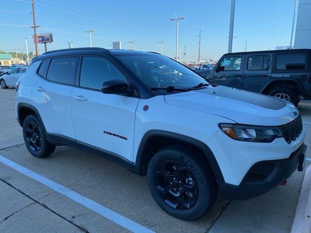 used 2024 Jeep Compass car, priced at $25,000