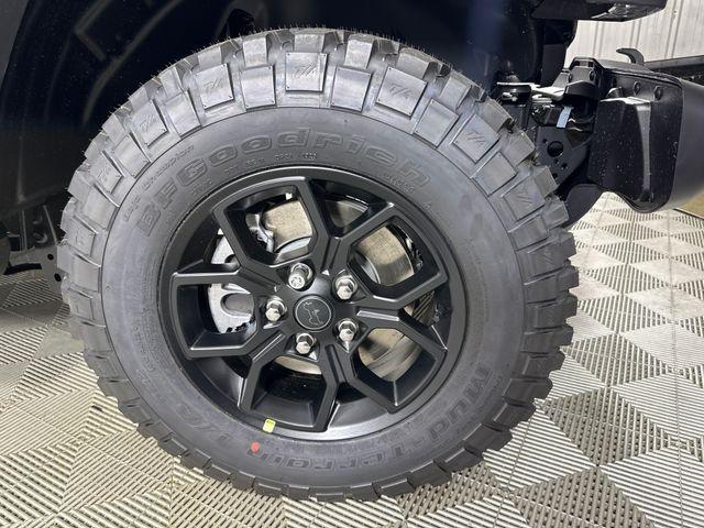 new 2025 Jeep Gladiator car, priced at $46,622