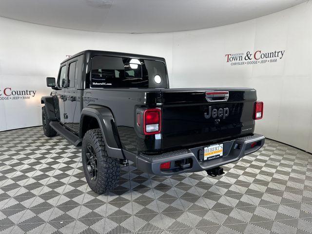 new 2025 Jeep Gladiator car, priced at $46,622