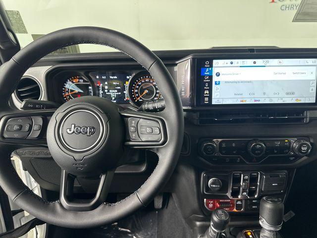 new 2025 Jeep Wrangler car, priced at $54,538