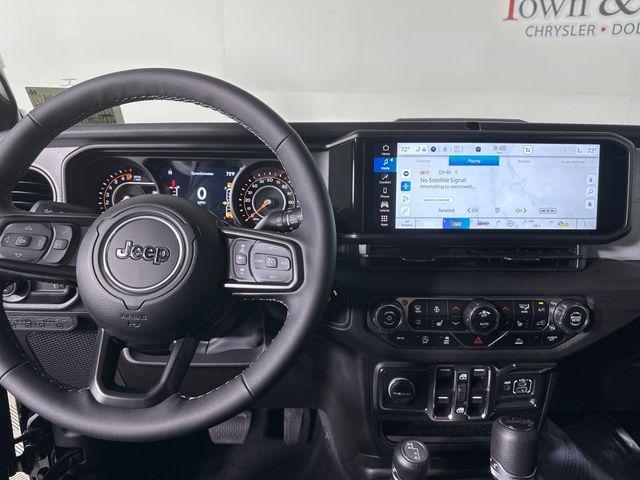 new 2025 Jeep Gladiator car, priced at $45,473