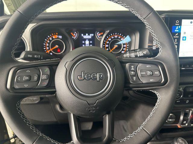 new 2025 Jeep Wrangler car, priced at $40,145