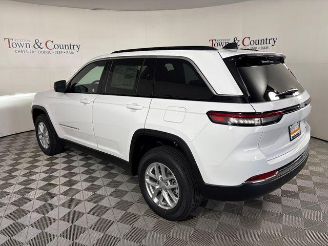 new 2025 Jeep Grand Cherokee car, priced at $40,575