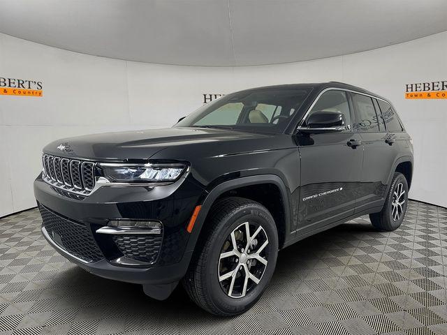 new 2025 Jeep Grand Cherokee car, priced at $42,295