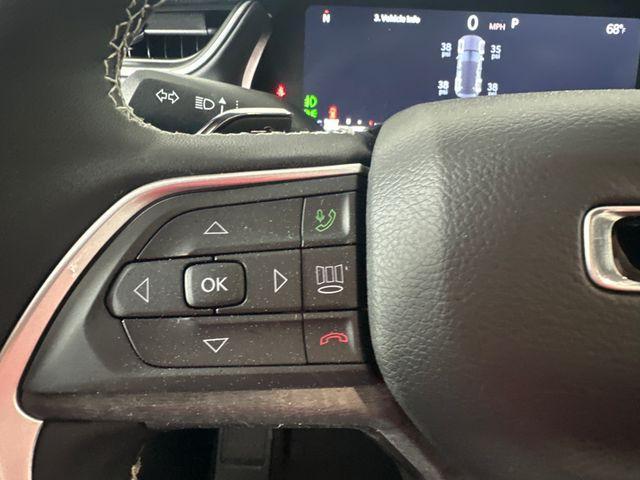 new 2025 Jeep Grand Cherokee car, priced at $47,985