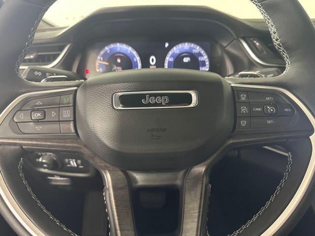 new 2025 Jeep Grand Cherokee car, priced at $39,181