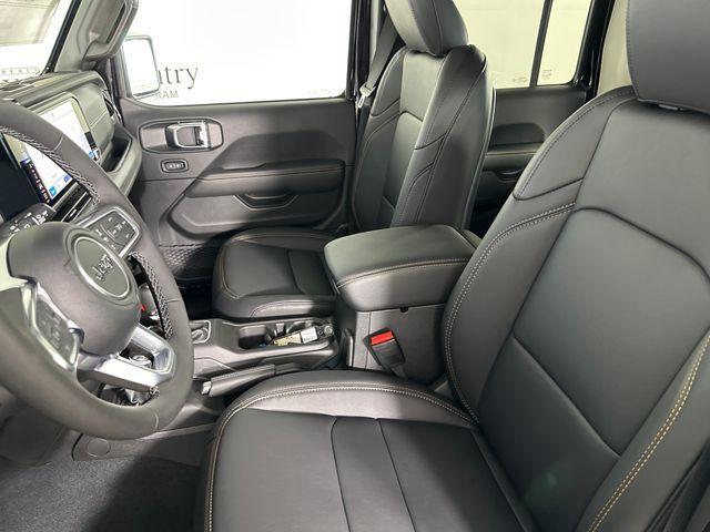new 2025 Jeep Wrangler car, priced at $51,810