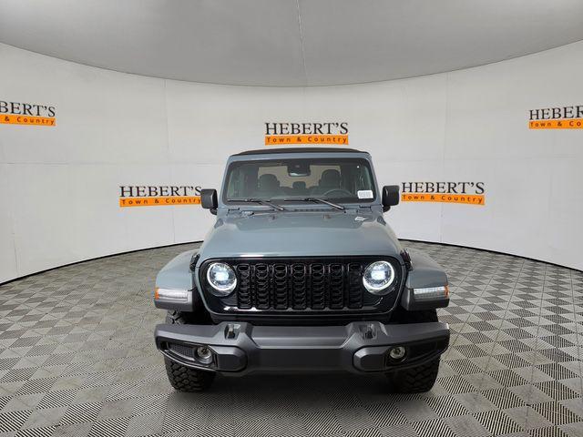 new 2024 Jeep Gladiator car, priced at $45,471