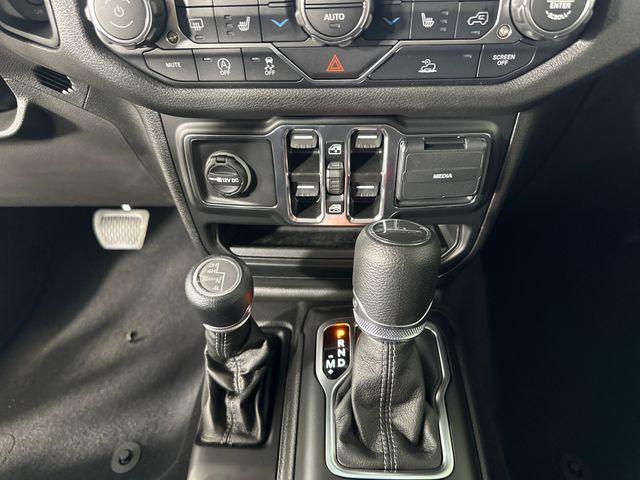 new 2025 Jeep Gladiator car, priced at $47,450