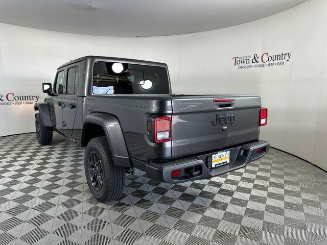 new 2025 Jeep Gladiator car, priced at $47,450