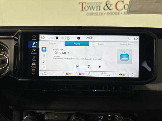 new 2025 Jeep Gladiator car, priced at $47,450