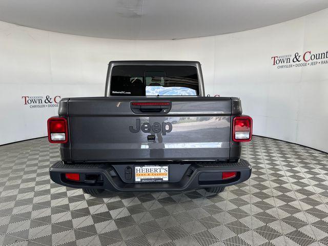 new 2025 Jeep Gladiator car, priced at $47,450