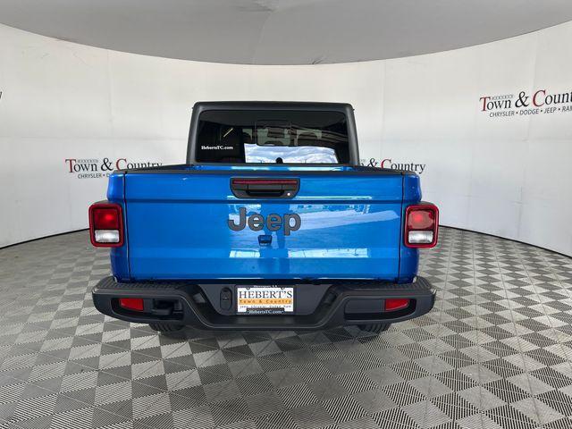new 2025 Jeep Gladiator car, priced at $42,805