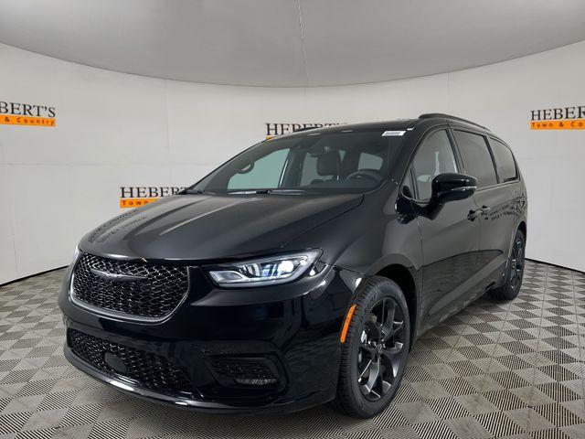 new 2026 Chrysler Pacifica car, priced at $49,315