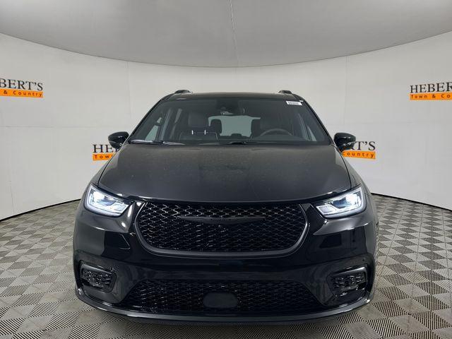 new 2026 Chrysler Pacifica car, priced at $49,315