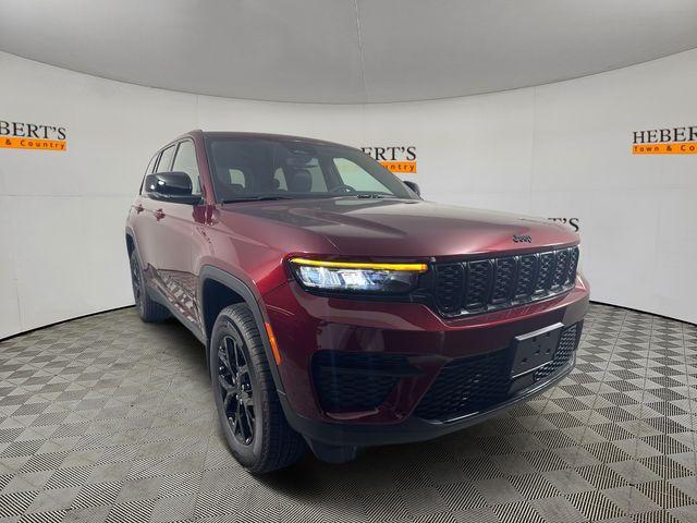 new 2024 Jeep Grand Cherokee car, priced at $40,955