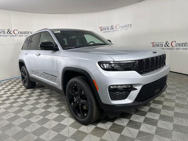 new 2025 Jeep Grand Cherokee car, priced at $42,220