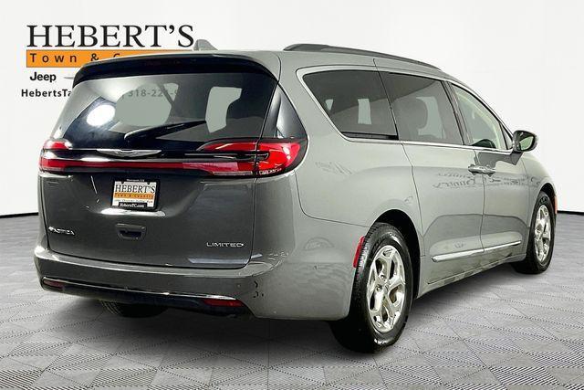used 2022 Chrysler Pacifica car, priced at $29,724